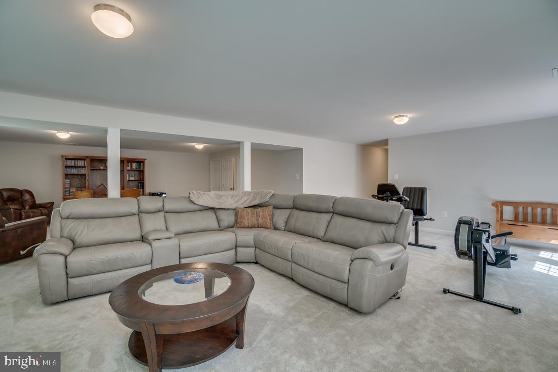 GROUSE POINTE - Residential