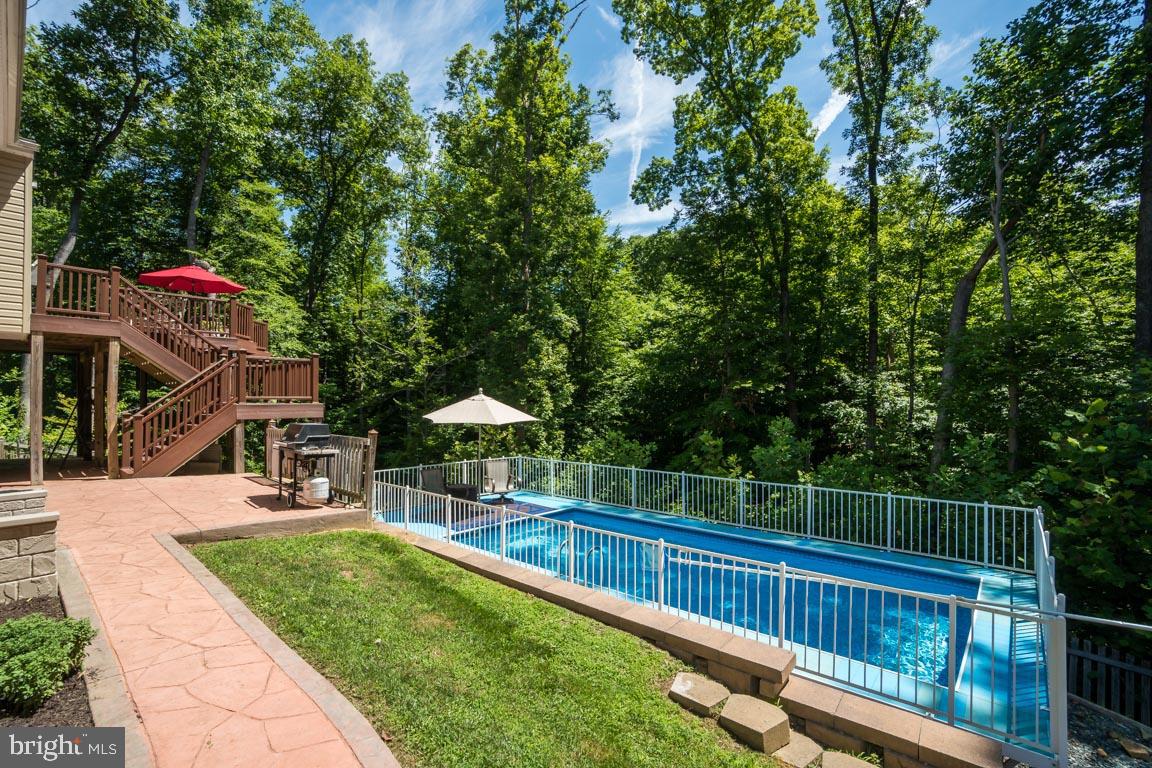 GROUSE POINTE - Residential