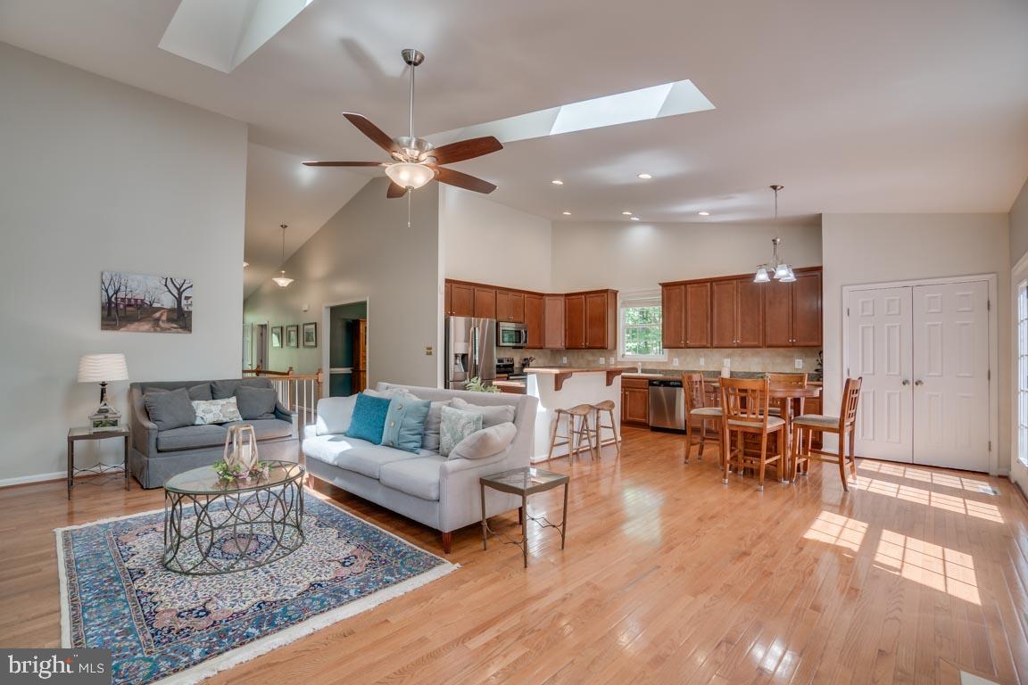 GROUSE POINTE - Residential