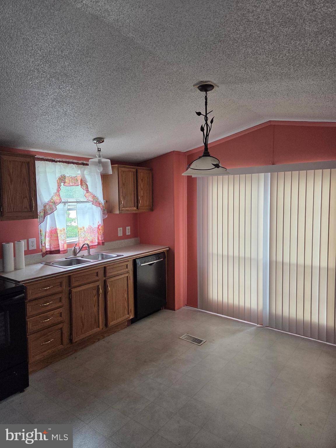 118 RIDGE ROAD 118