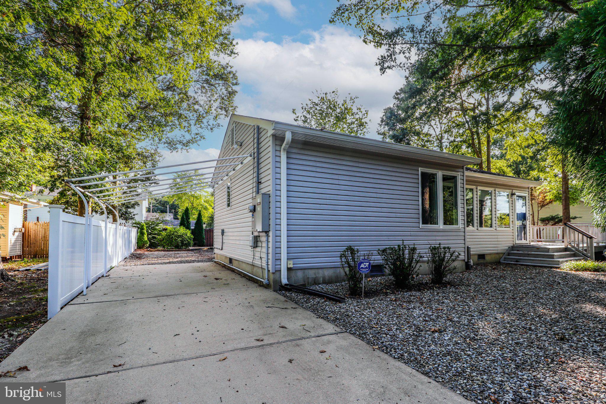 511 CONIFER DRIVE
