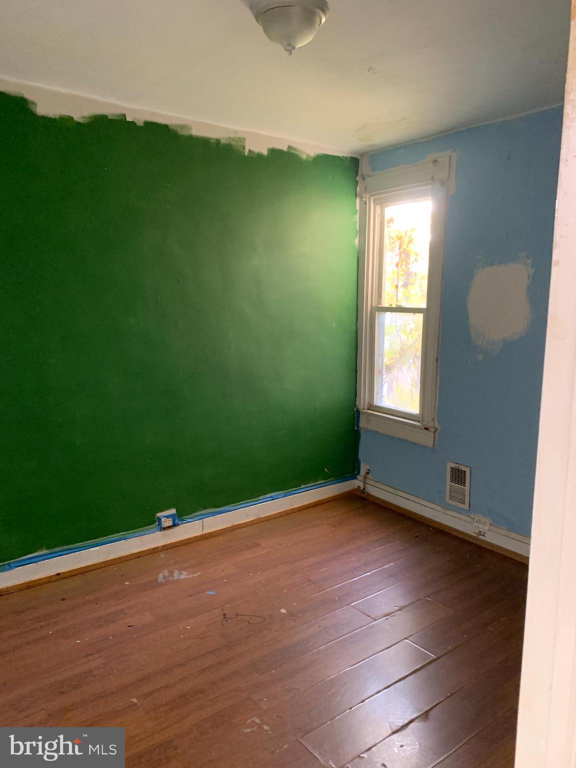 MONDAWMIN - Residential