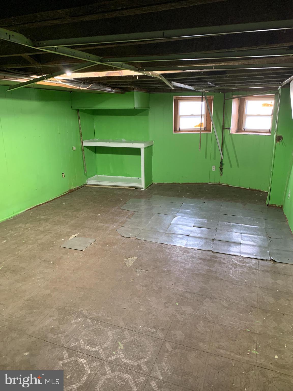 MONDAWMIN - Residential