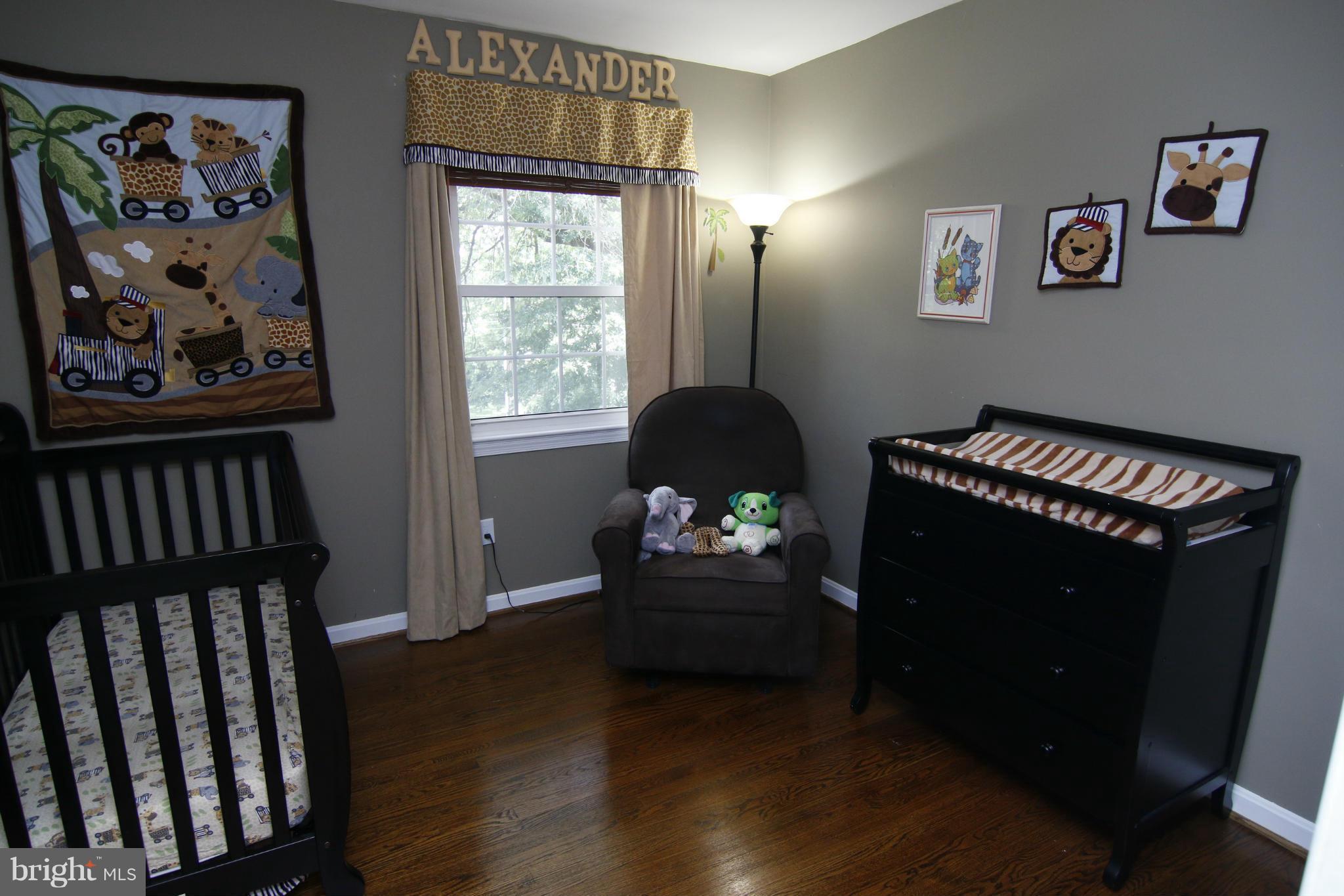 FALLS PLACE TOWNHOUSES - Residential