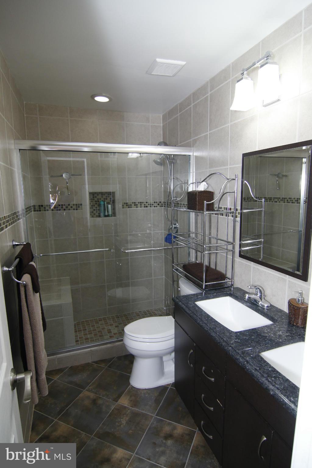 FALLS PLACE TOWNHOUSES - Residential