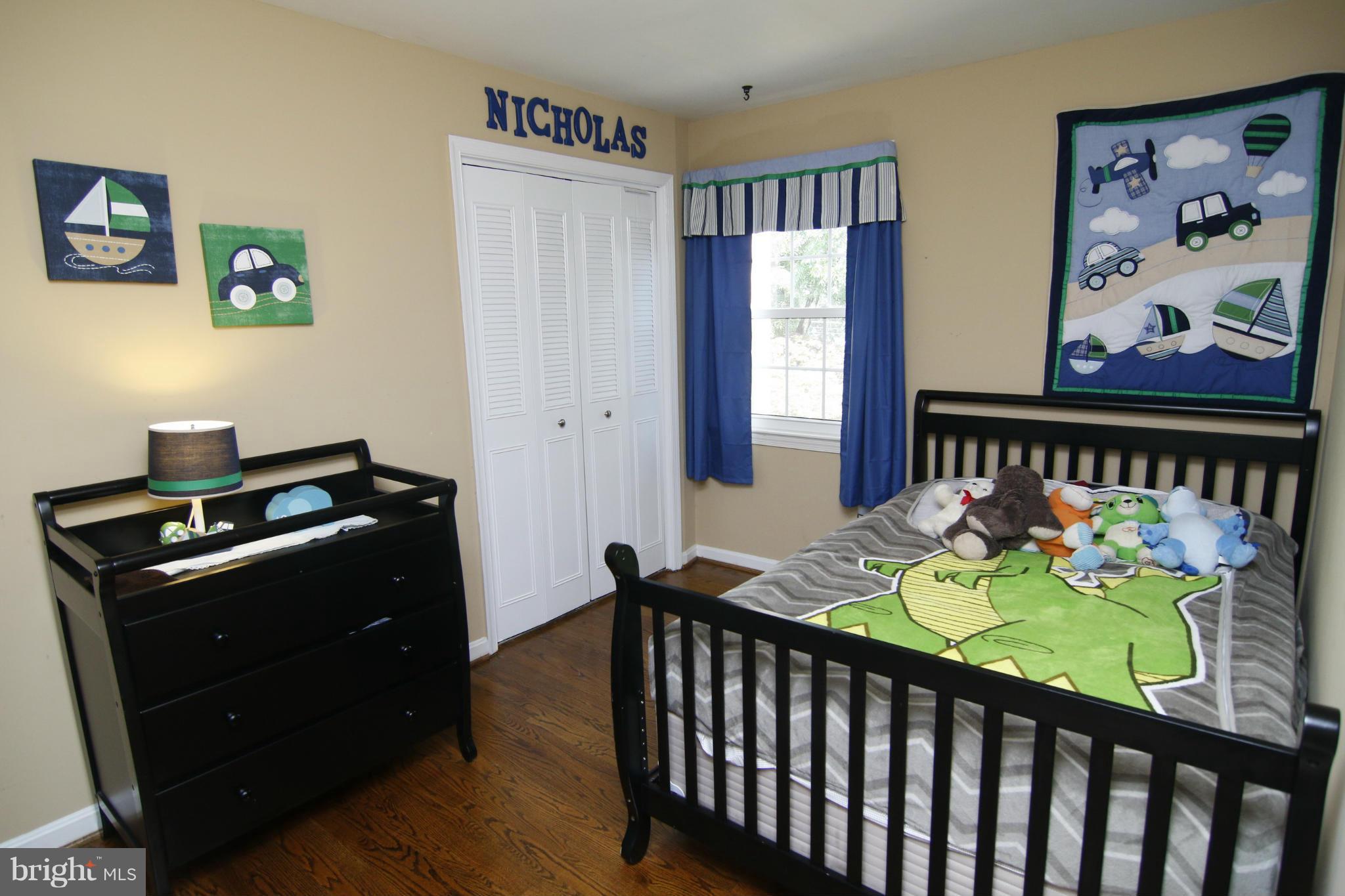 FALLS PLACE TOWNHOUSES - Residential