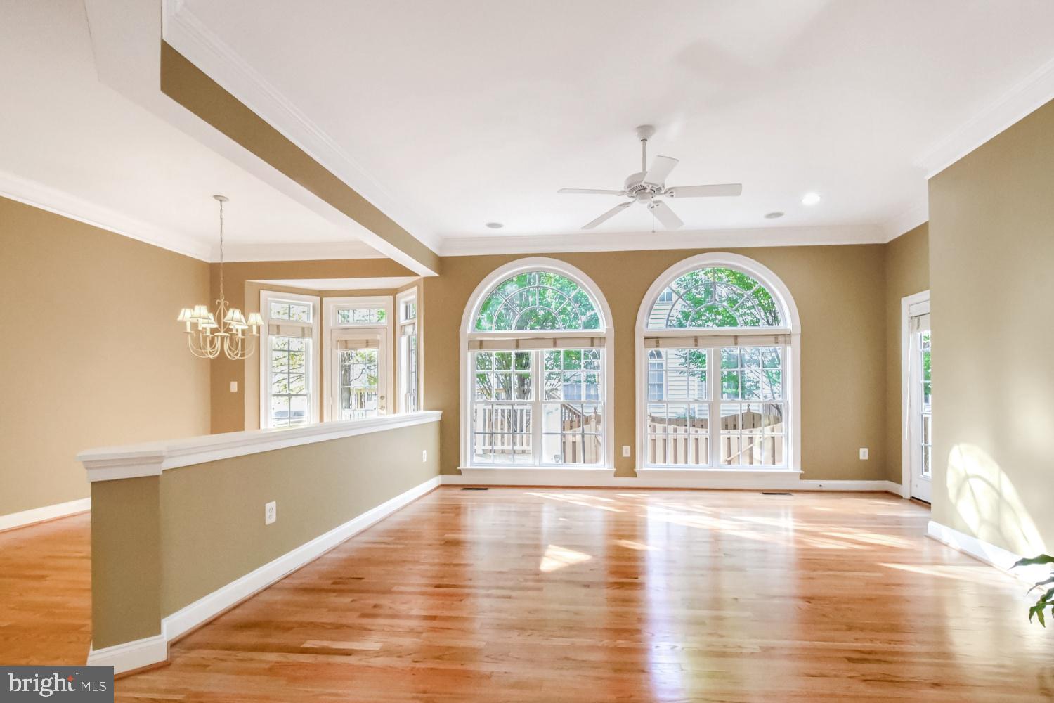 LAING AT GOVERNOR SQUARE - Residential