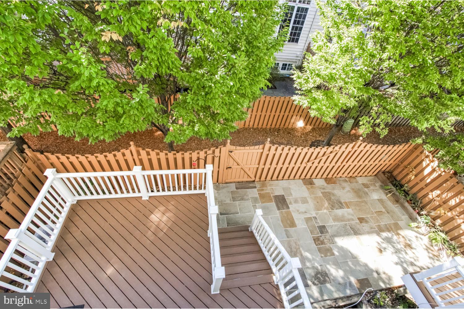 LAING AT GOVERNOR SQUARE - Residential