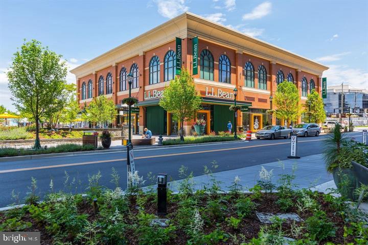 THE FORUM - Residential Lease