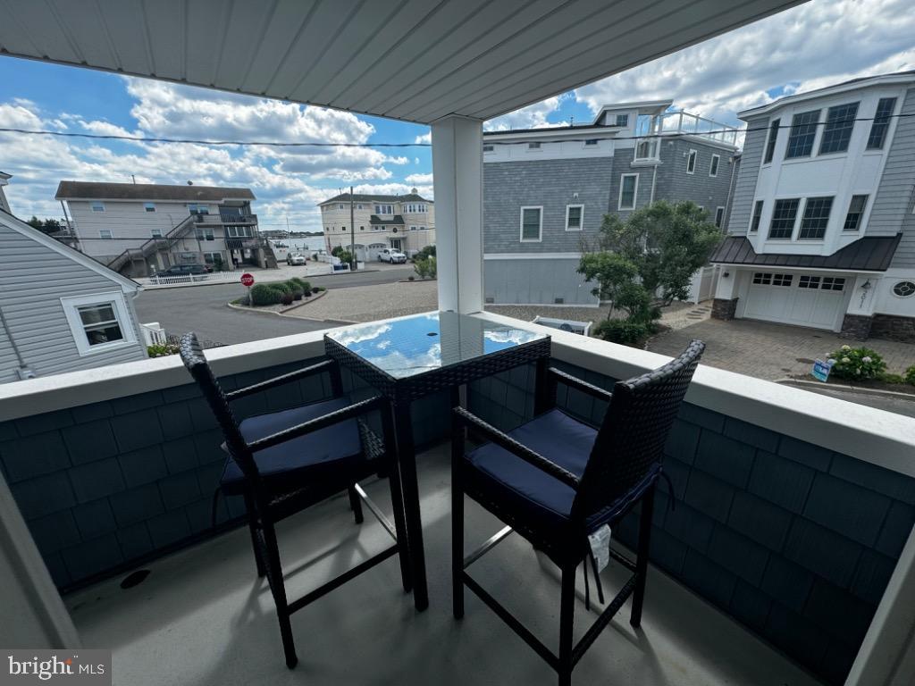 2012 E BAY TERRACE