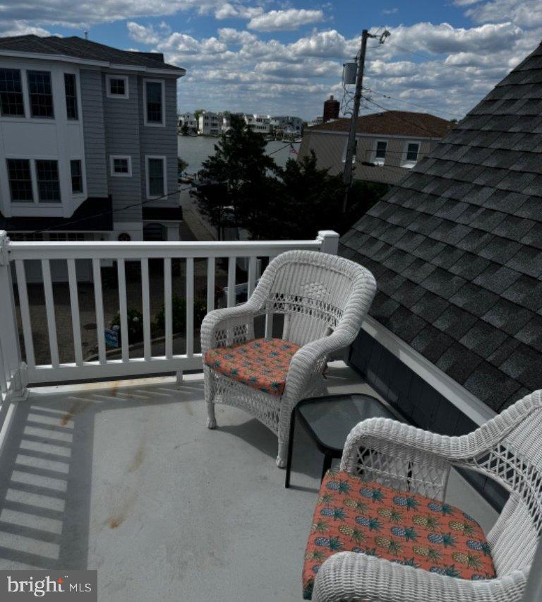 2012 E BAY TERRACE