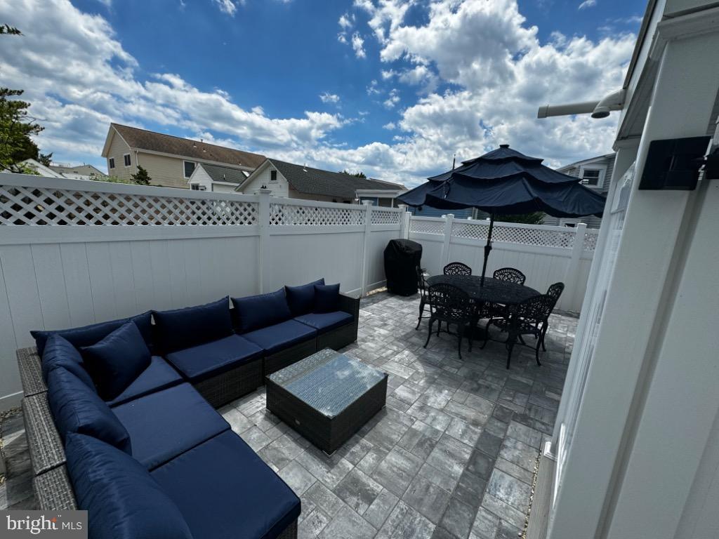 2012 E BAY TERRACE