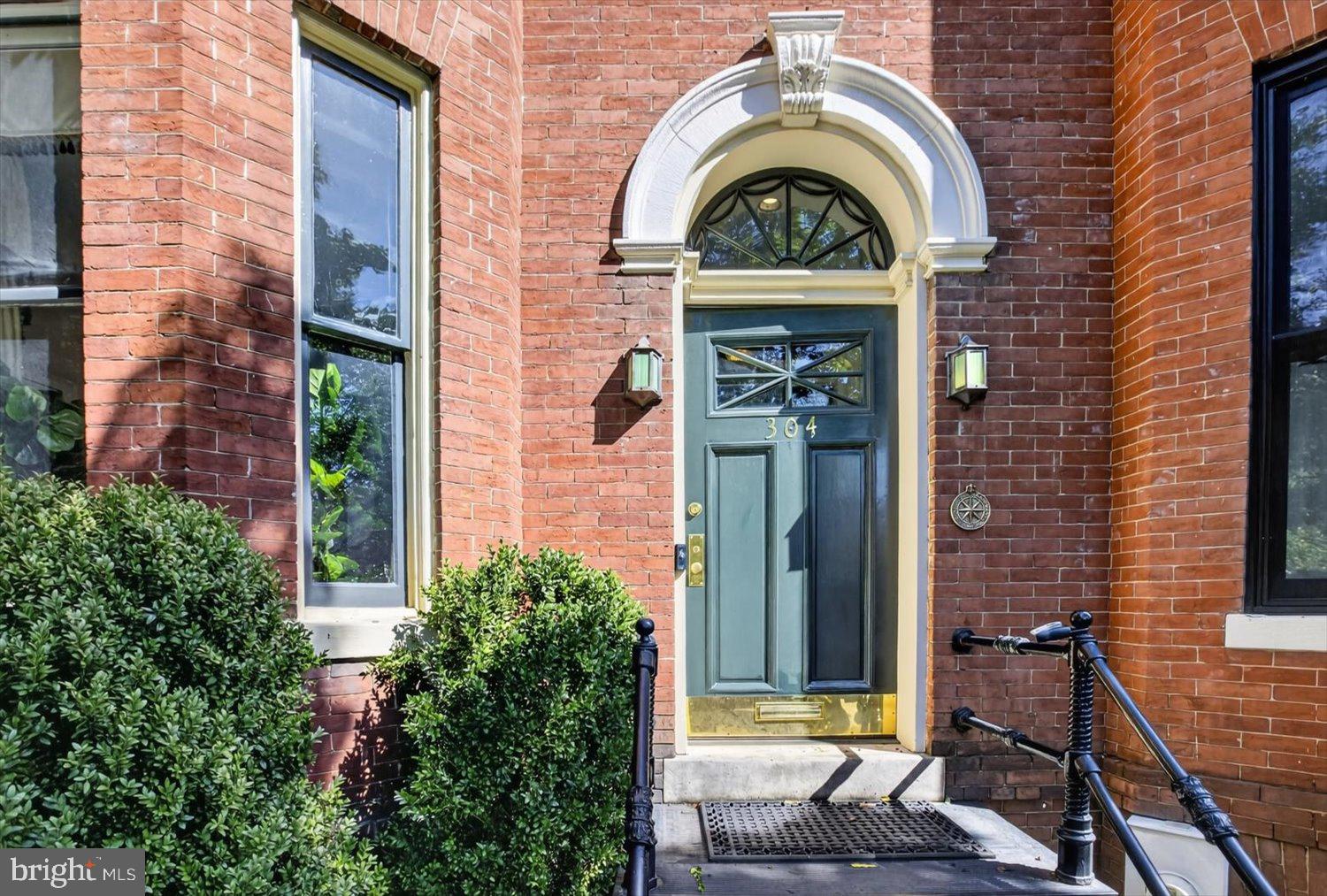 304 A STREET SE
