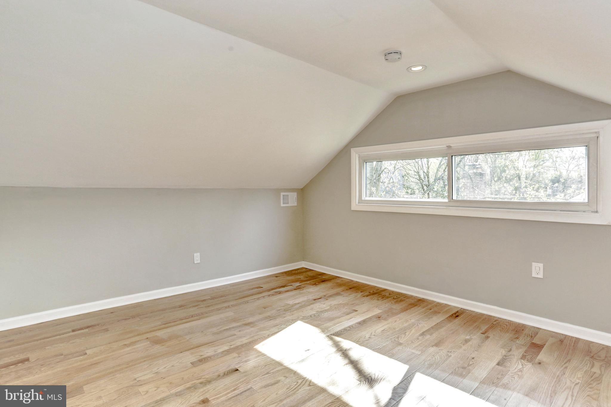 TWINBROOK FOREST - Residential