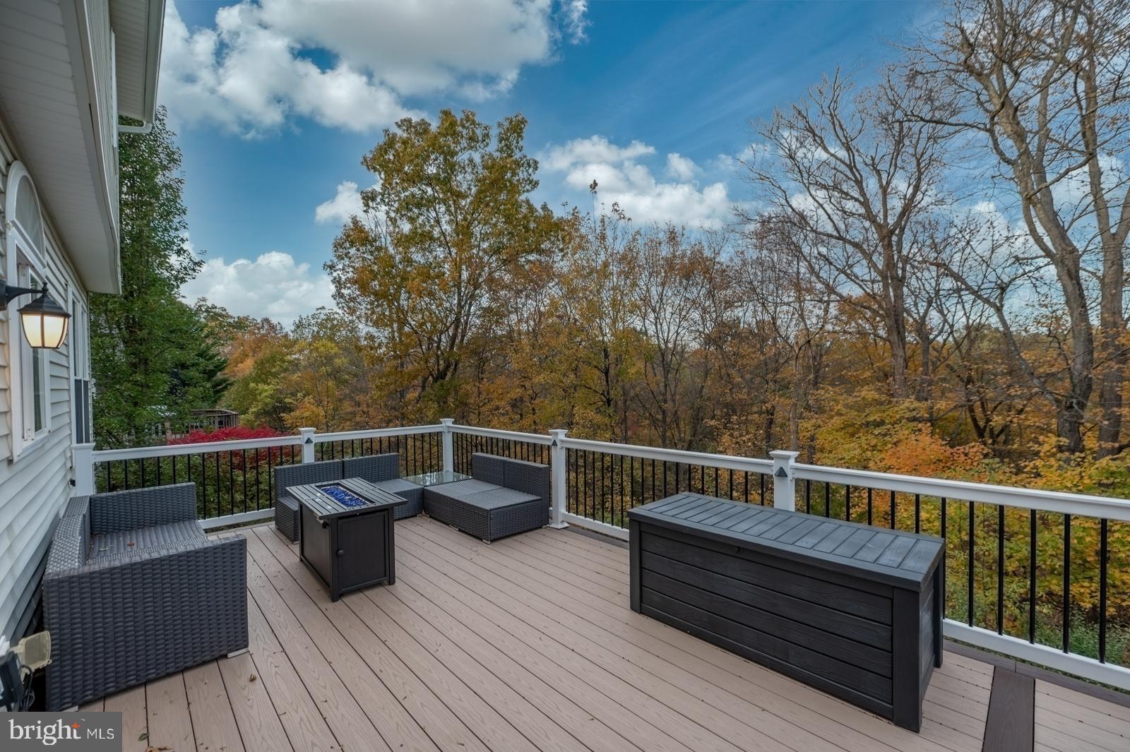 CHESTNUT GROVE - Residential