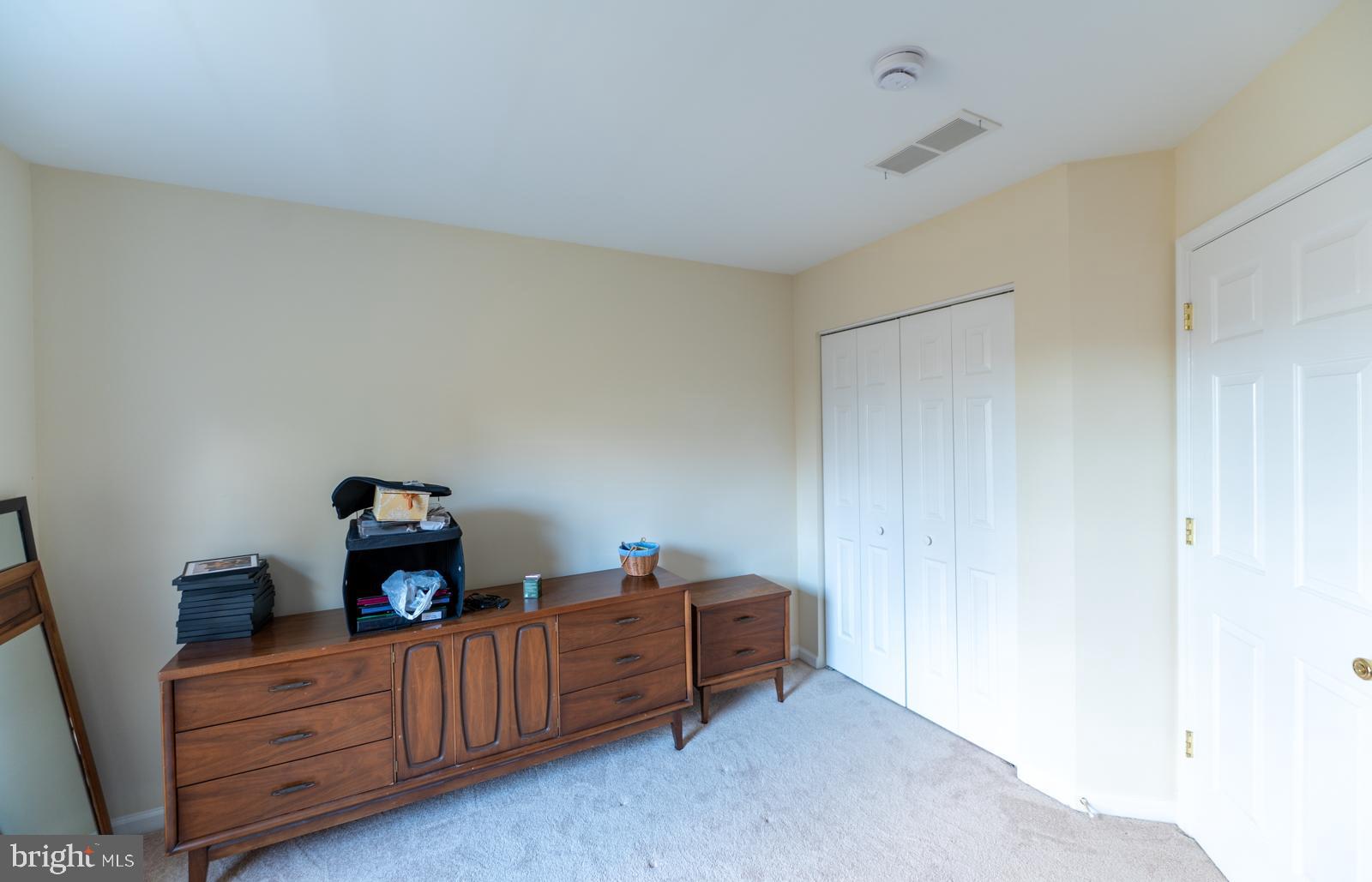 CHESTNUT GROVE - Residential