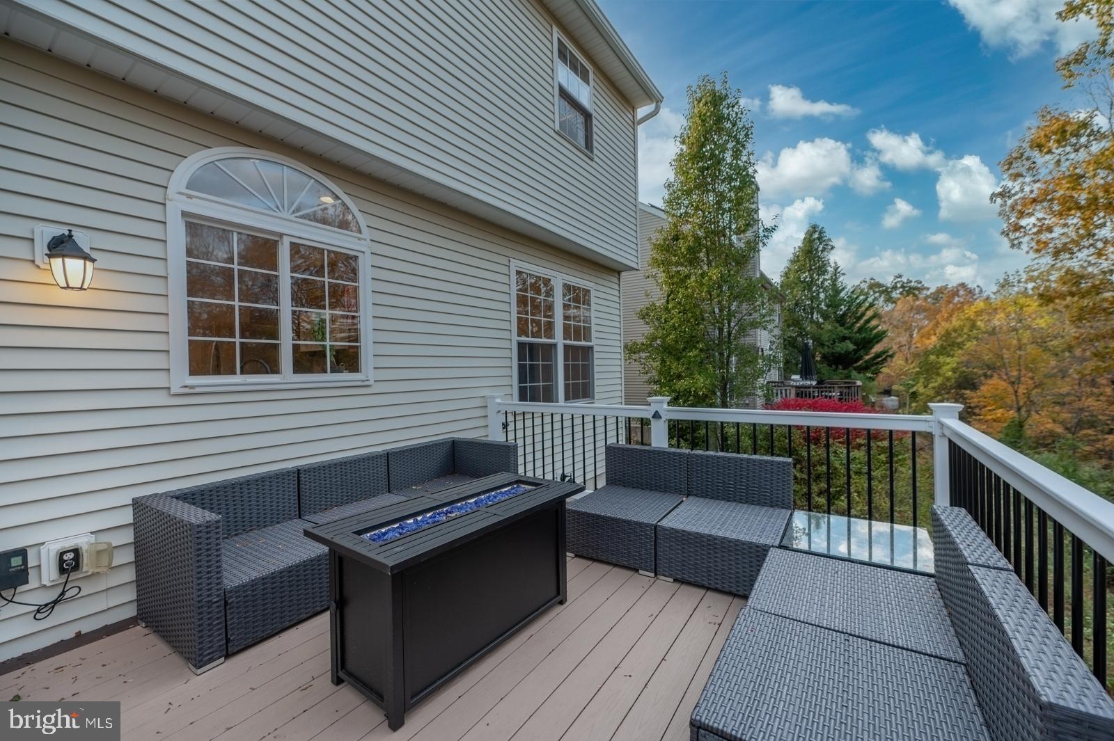 CHESTNUT GROVE - Residential