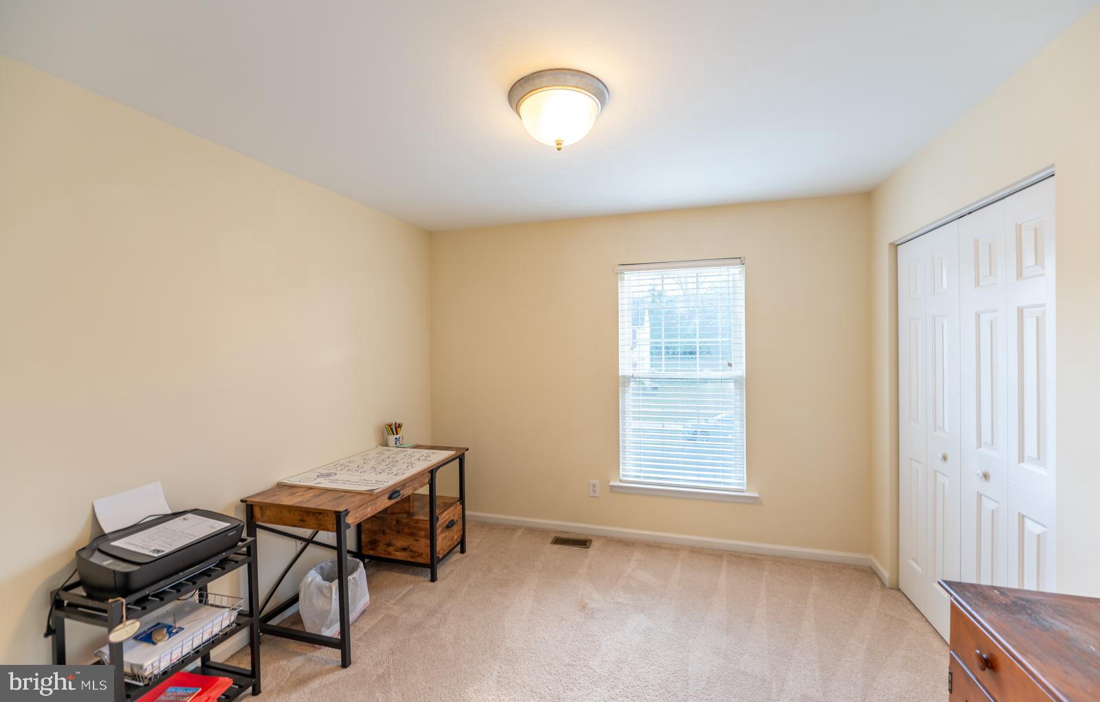 CHESTNUT GROVE - Residential