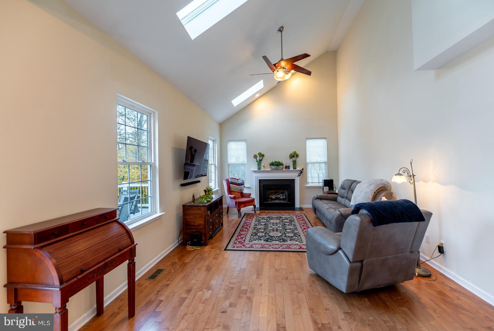 CHESTNUT GROVE - Residential