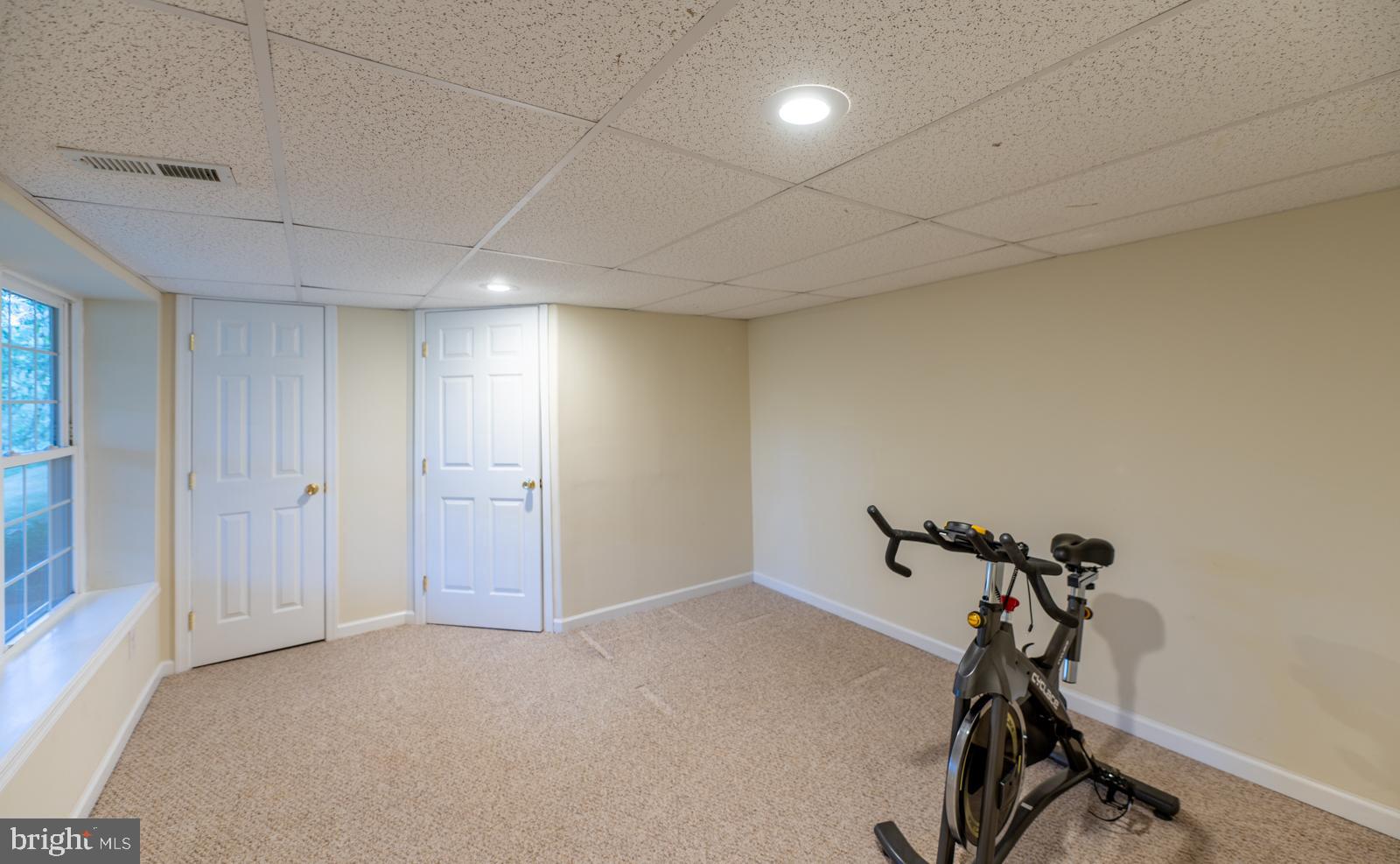 CHESTNUT GROVE - Residential