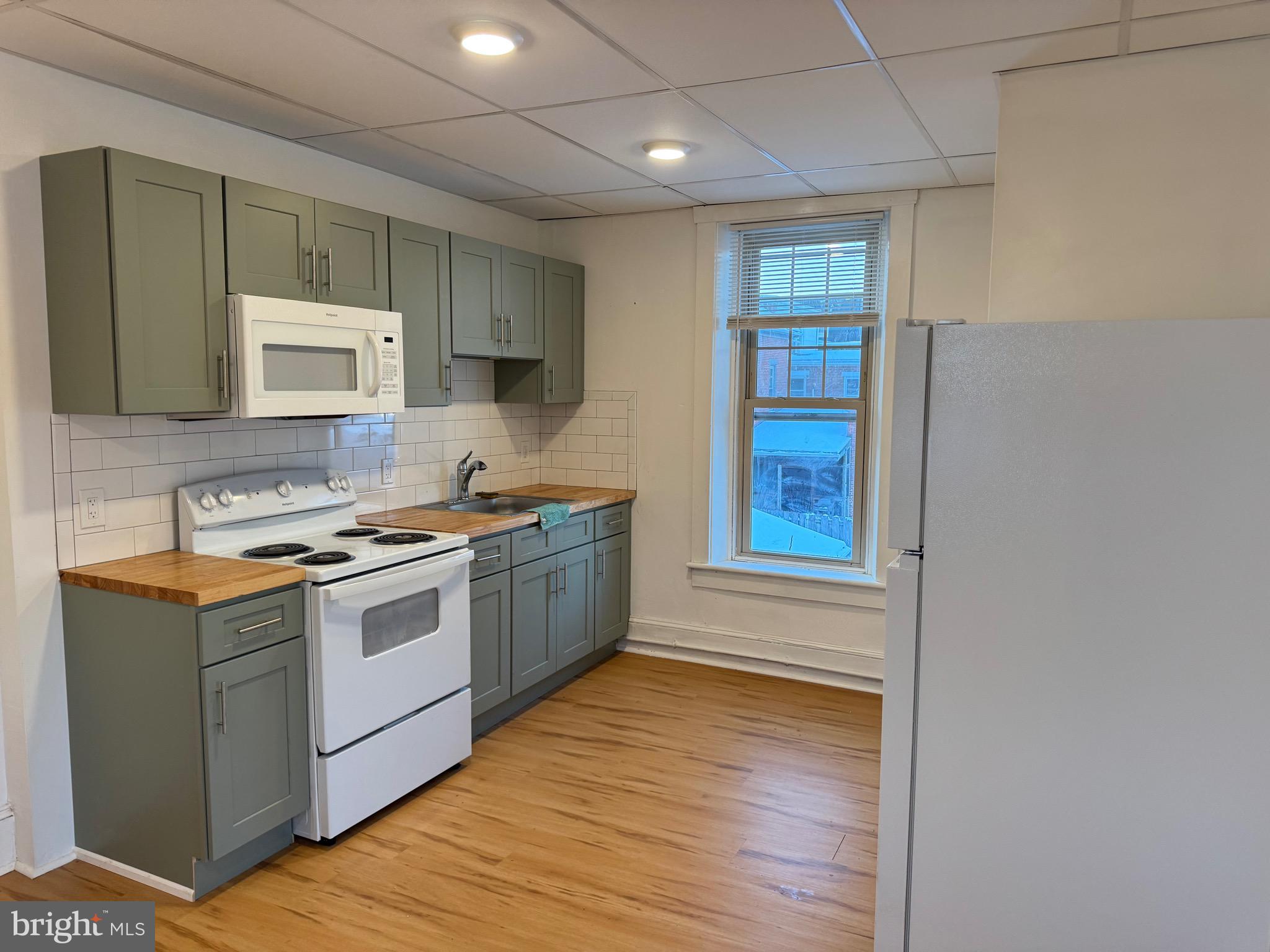 MANHIEM BOROUGH - Residential Lease