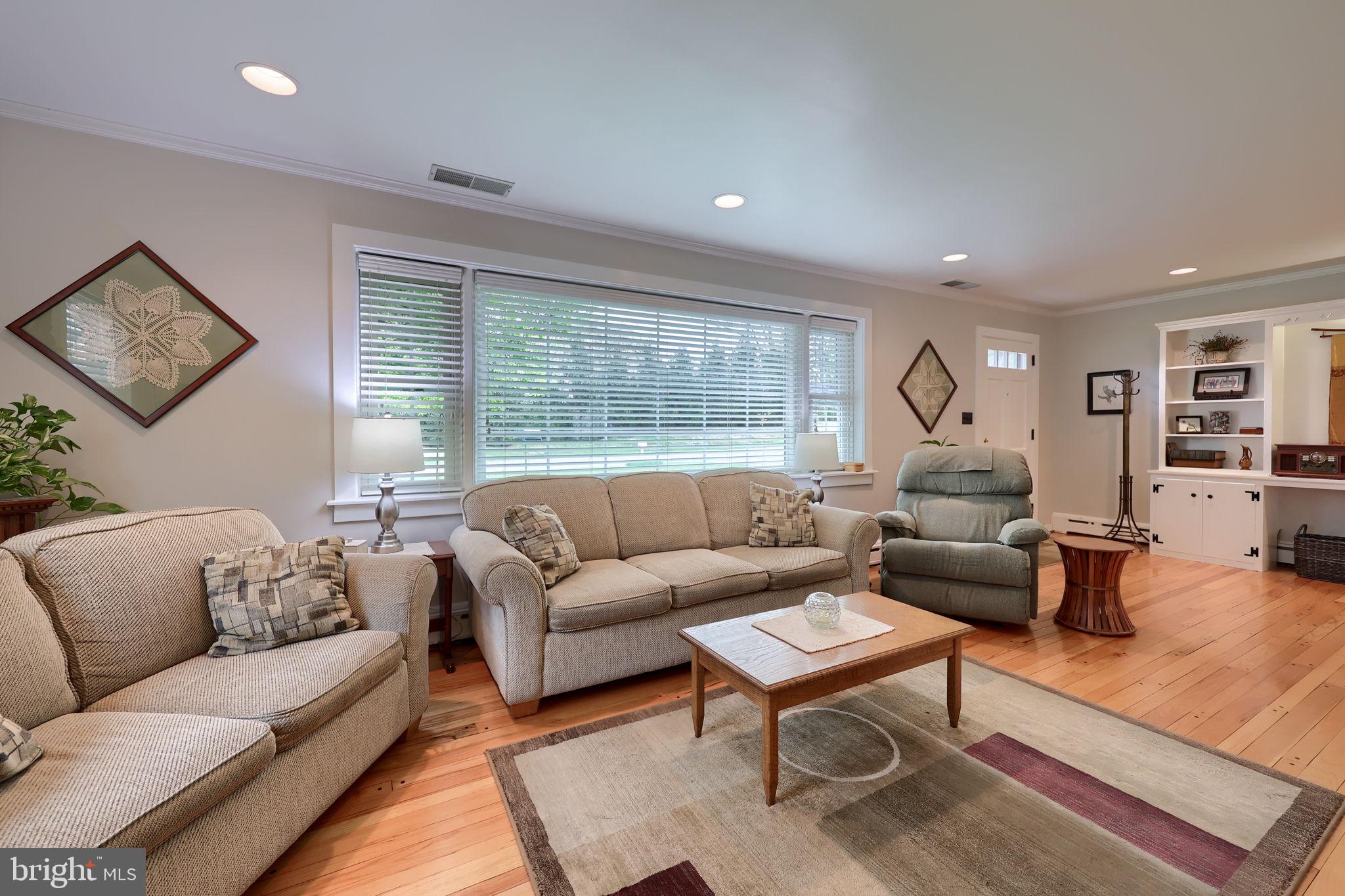 BLOOMINGDALE - Residential