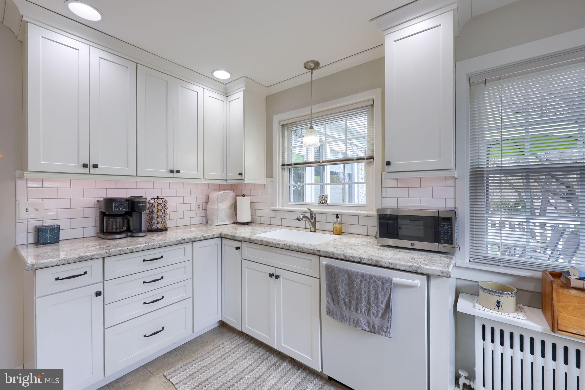 BLOOMINGDALE - Residential