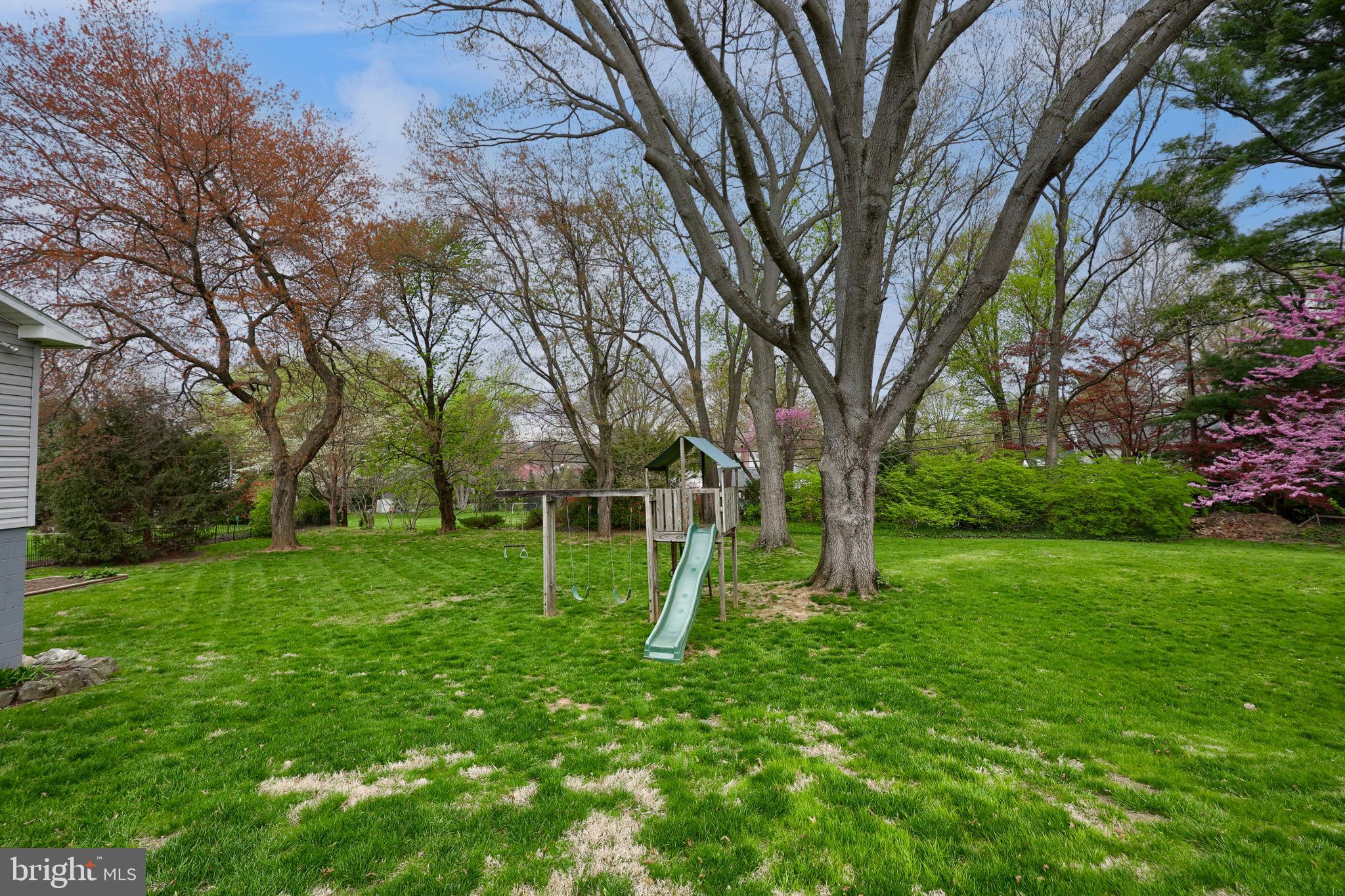 BLOOMINGDALE - Residential