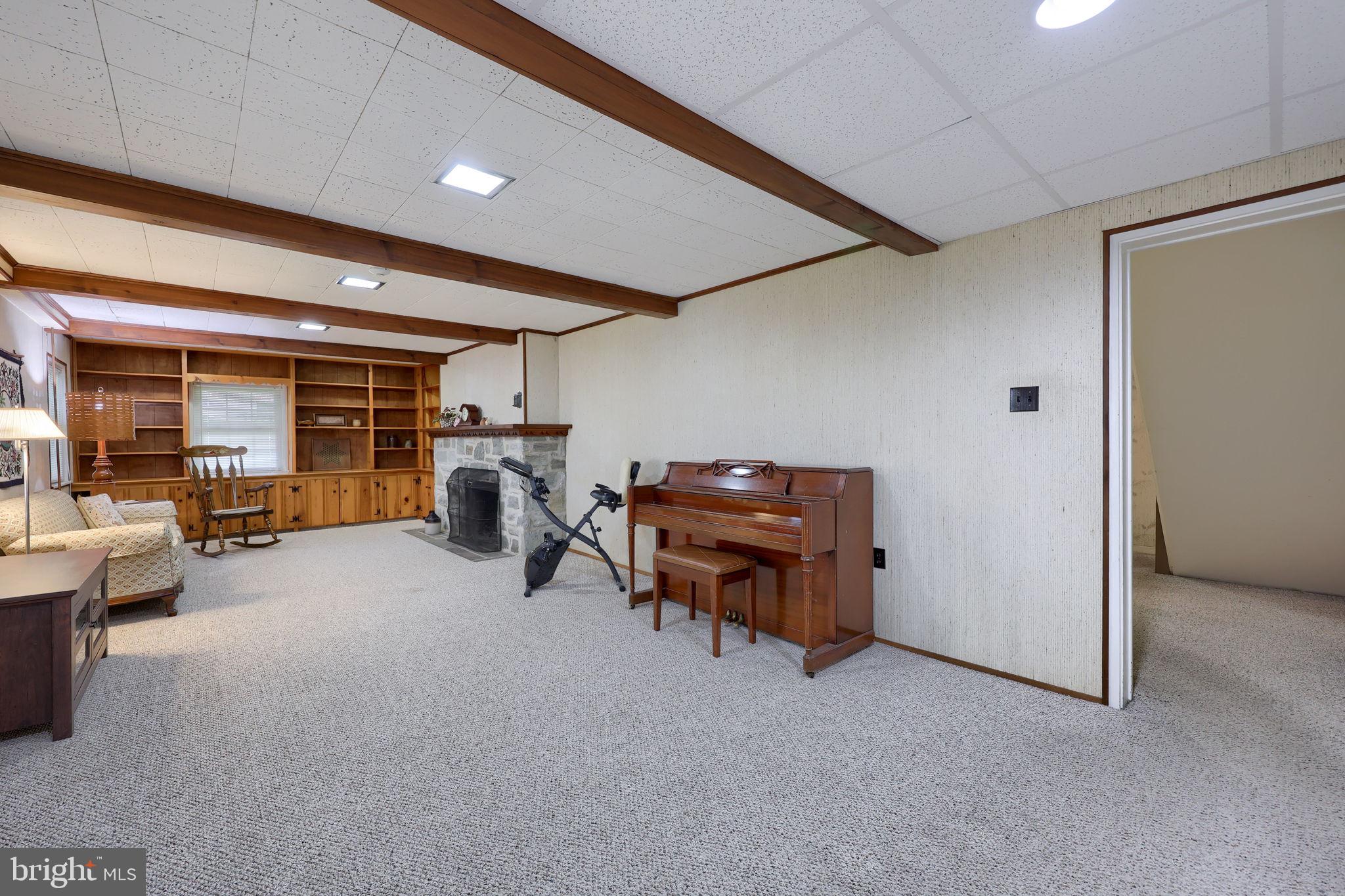BLOOMINGDALE - Residential