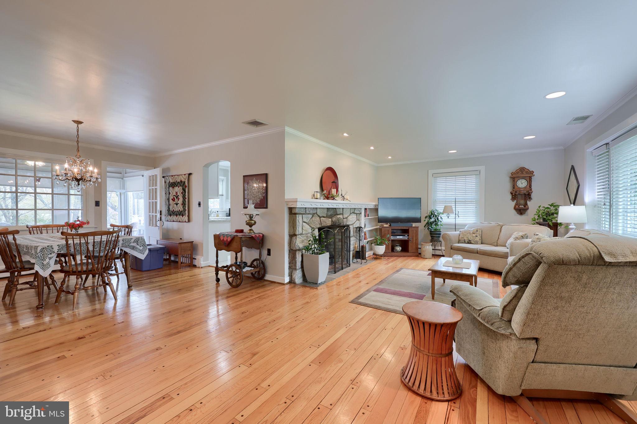 BLOOMINGDALE - Residential