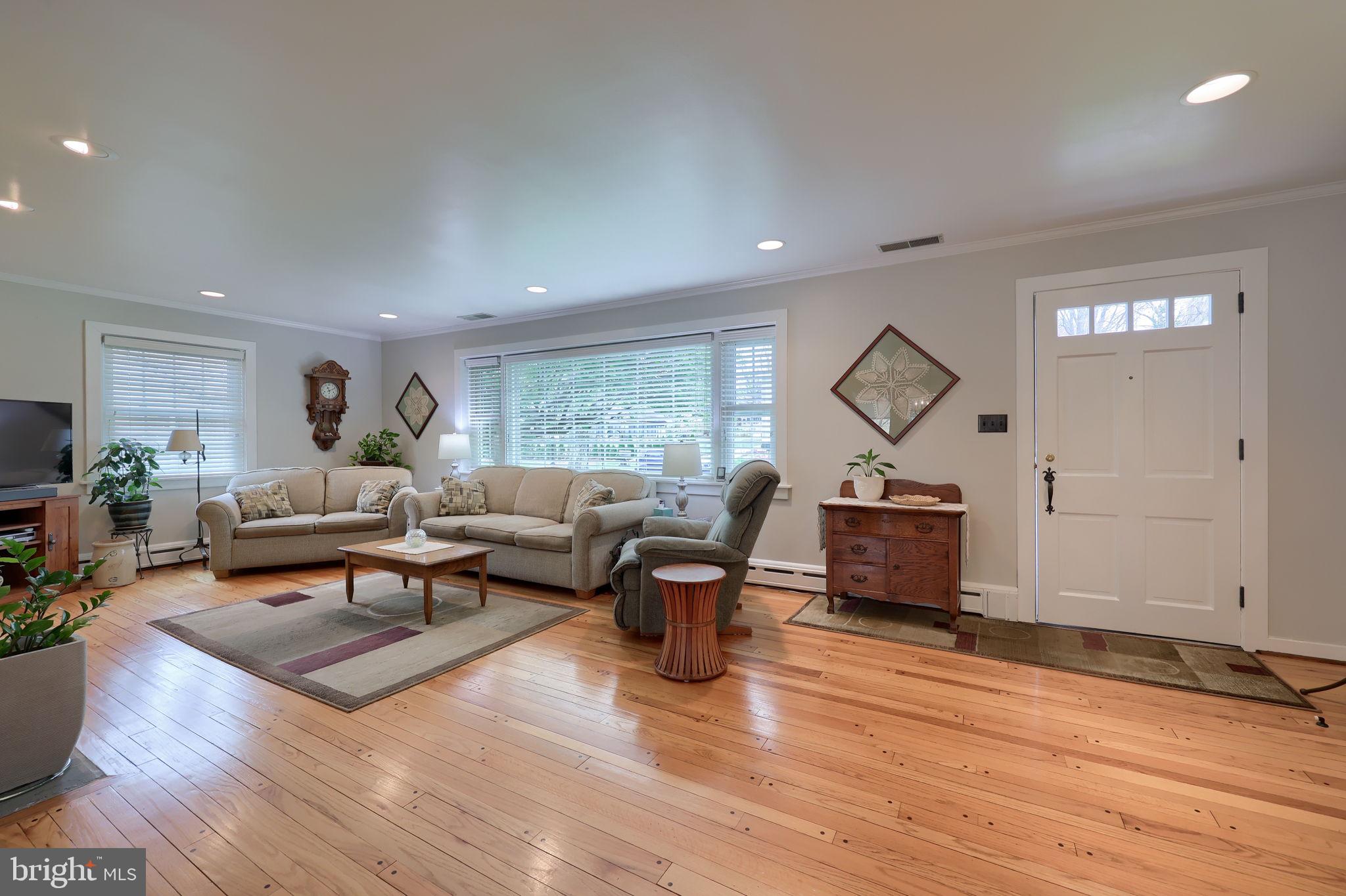 BLOOMINGDALE - Residential