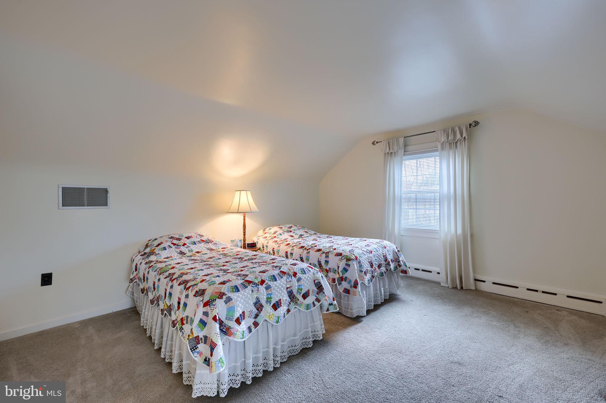 BLOOMINGDALE - Residential