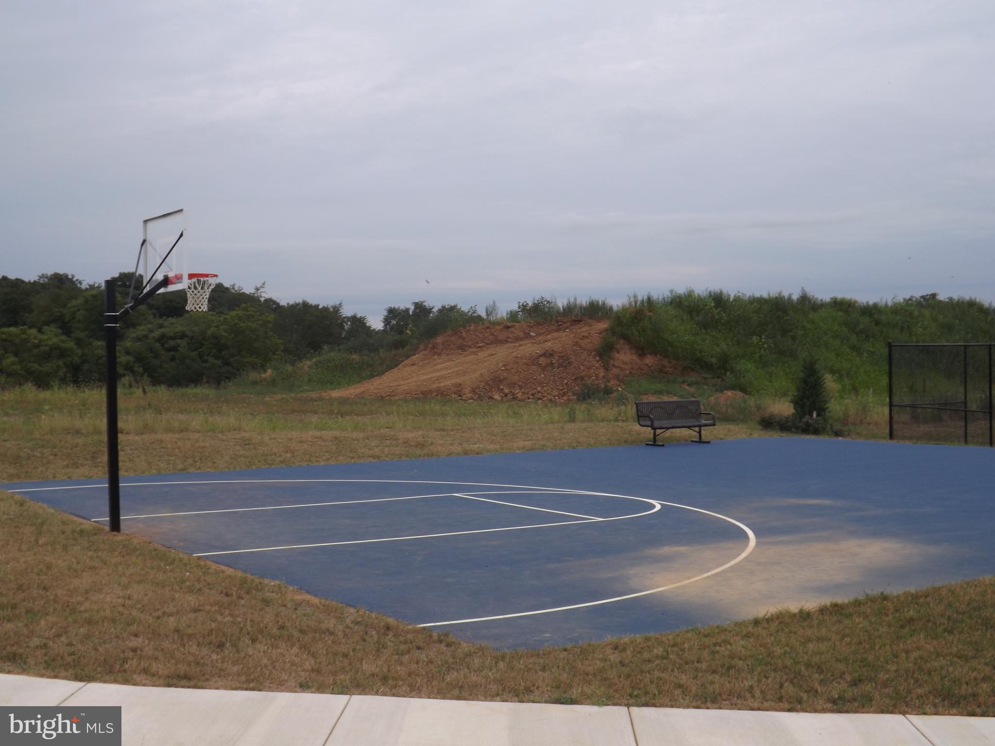 OVERLOOK AT RIVERSIDE - Residential Lease