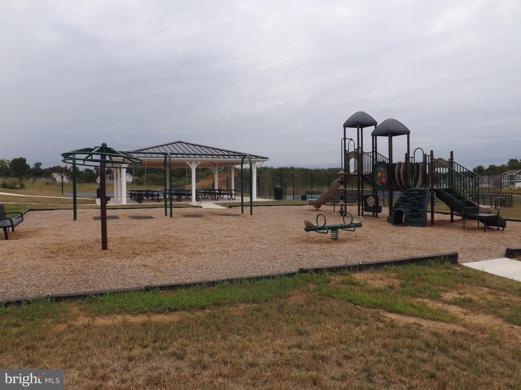 OVERLOOK AT RIVERSIDE - Residential Lease