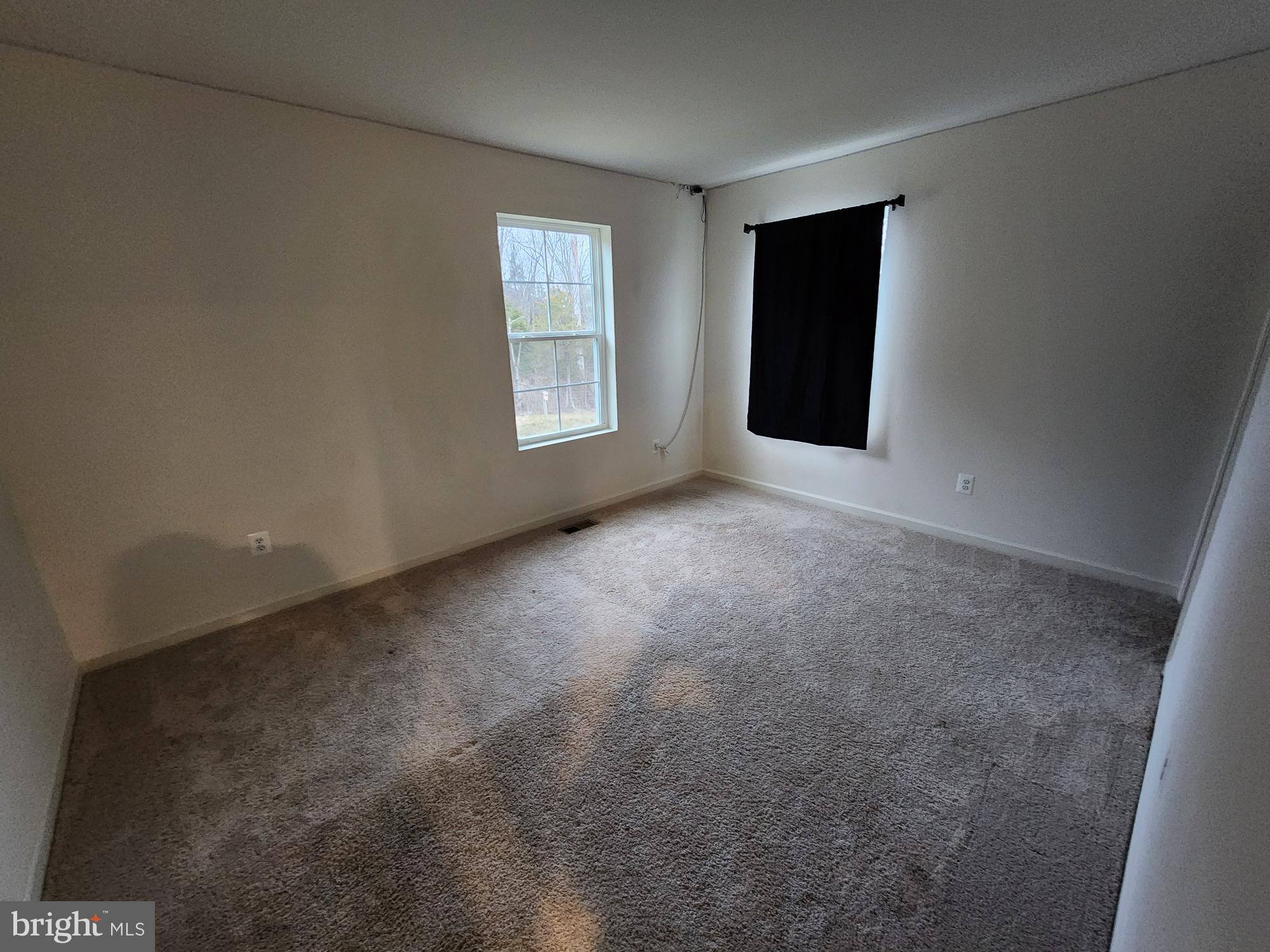 OVERLOOK AT RIVERSIDE - Residential Lease