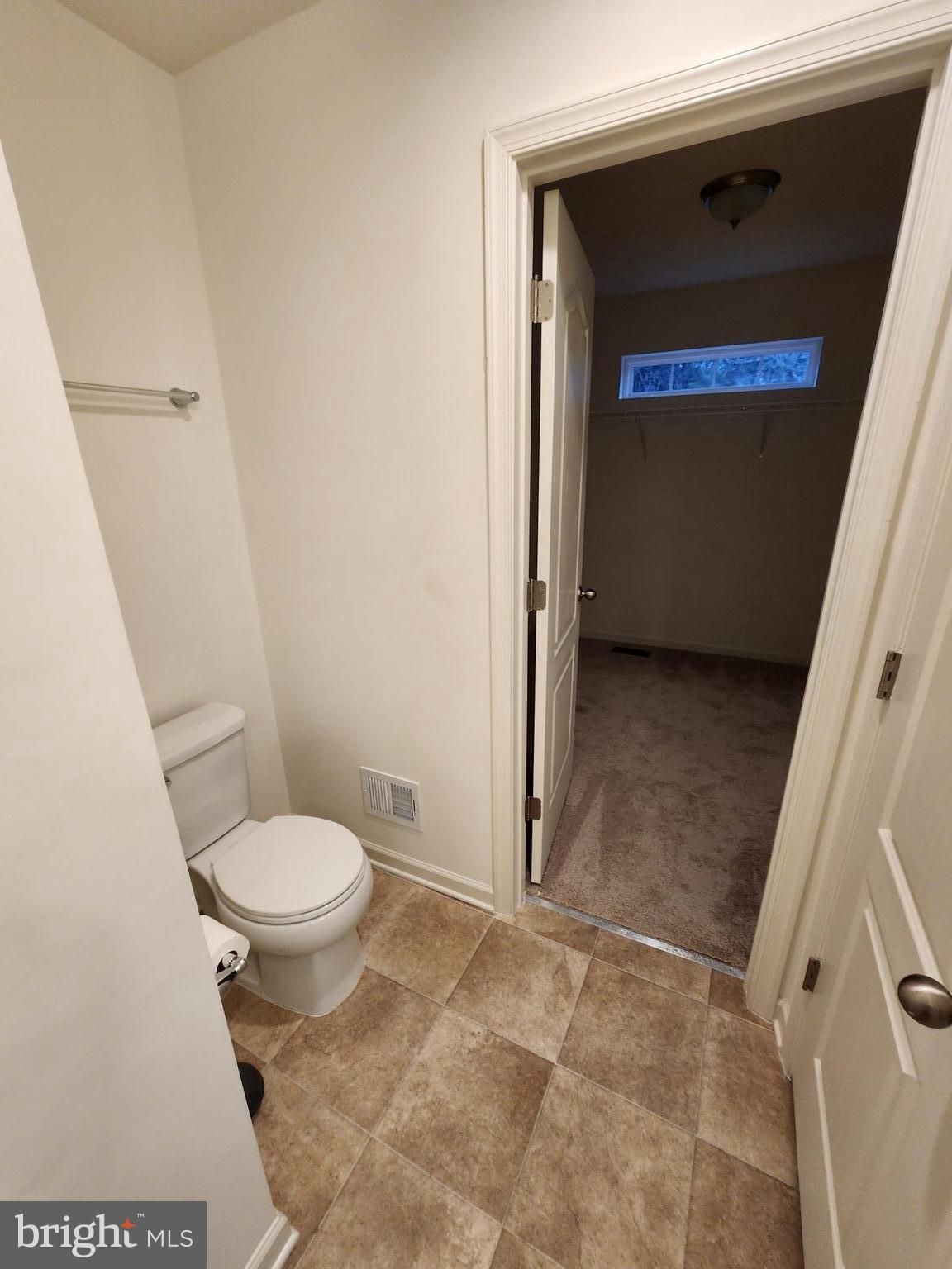 OVERLOOK AT RIVERSIDE - Residential Lease