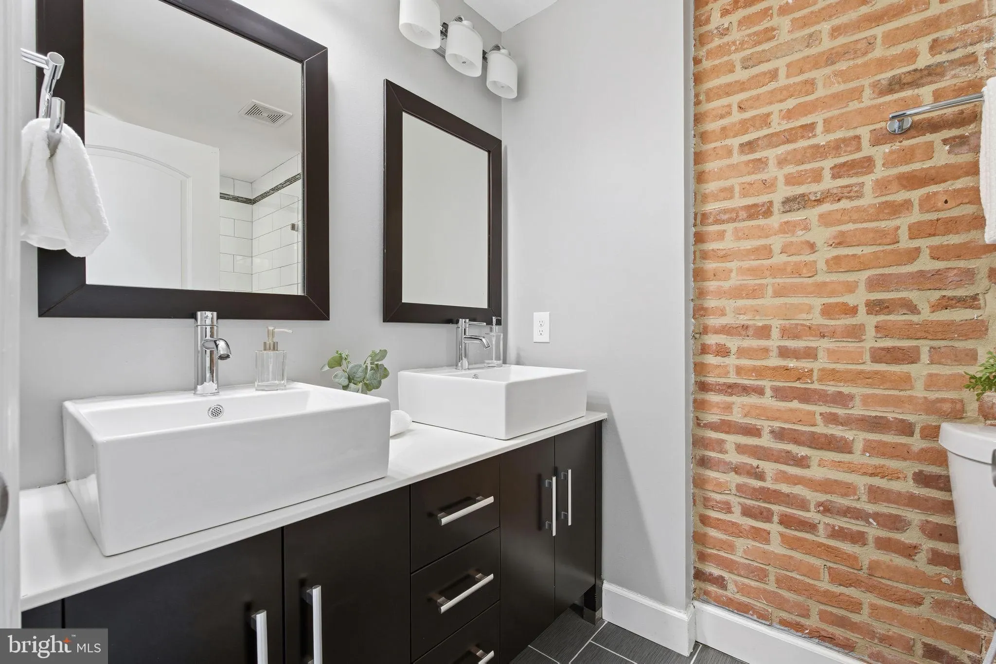 Baltimore, Maryland 21230, United States, 3 Bedrooms Bedrooms, ,4 BathroomsBathrooms,Residential,Active,236386