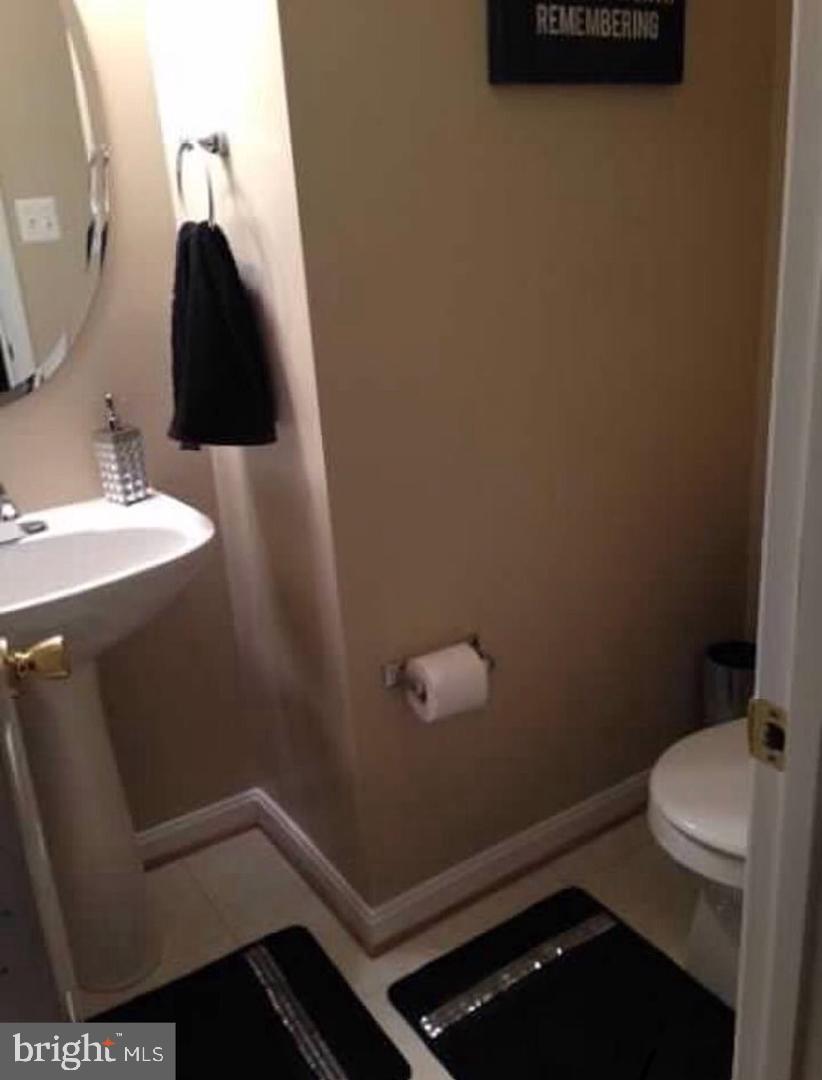 SOUTHWINDS SUB - Residential Lease