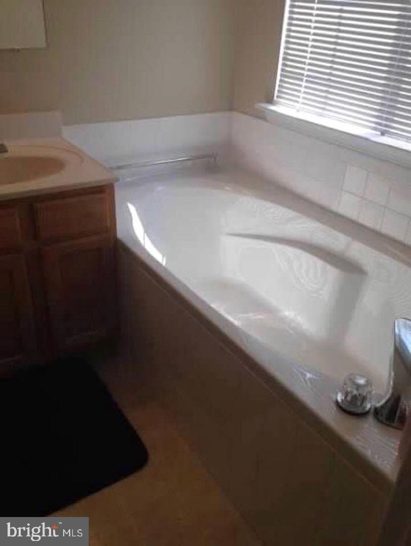 SOUTHWINDS SUB - Residential Lease