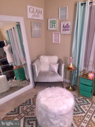 SOUTHWINDS SUB - Residential Lease