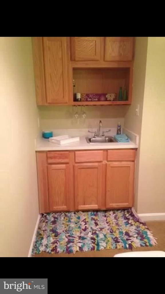 SOUTHWINDS SUB - Residential Lease