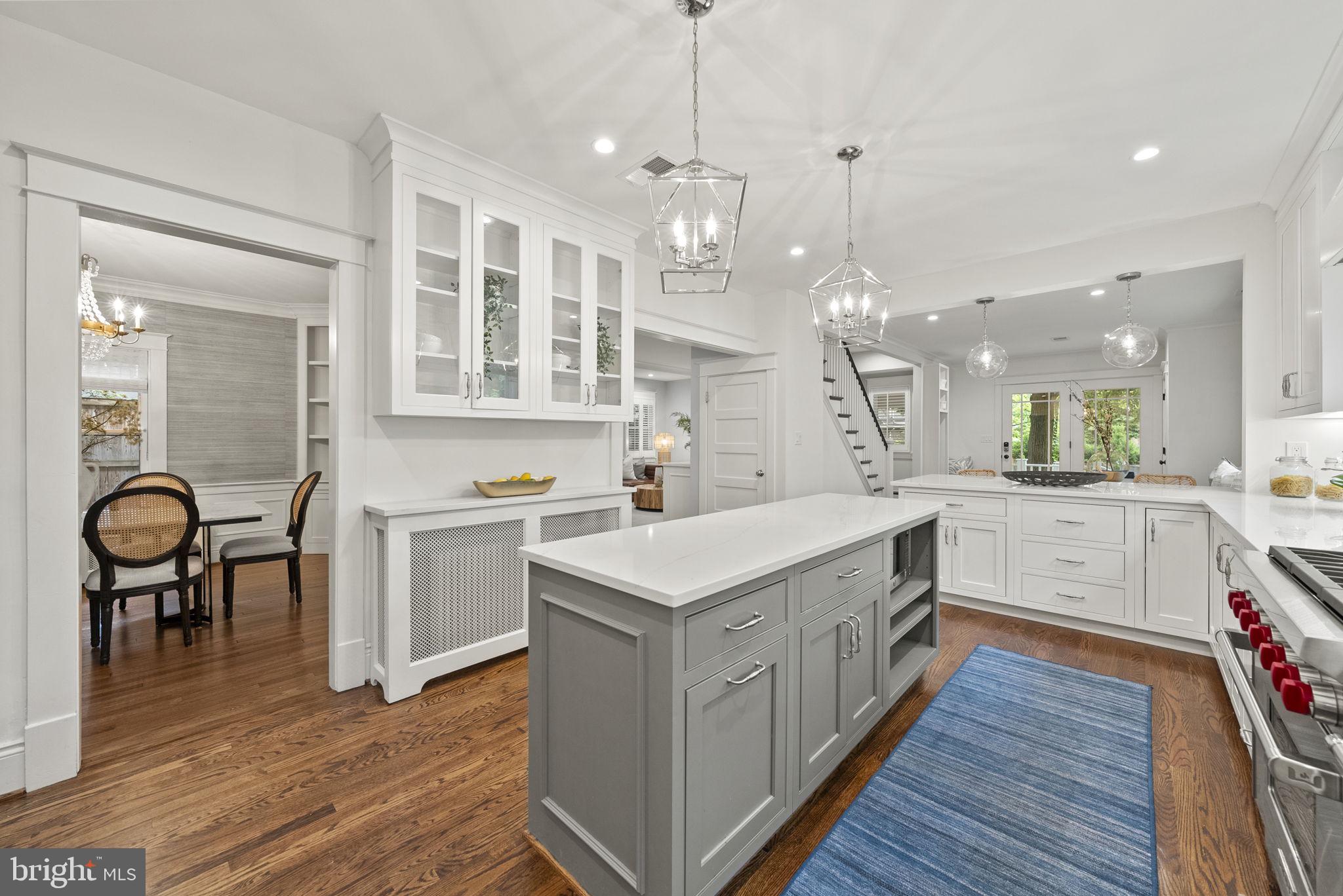 NORWOOD HEIGHTS - Residential