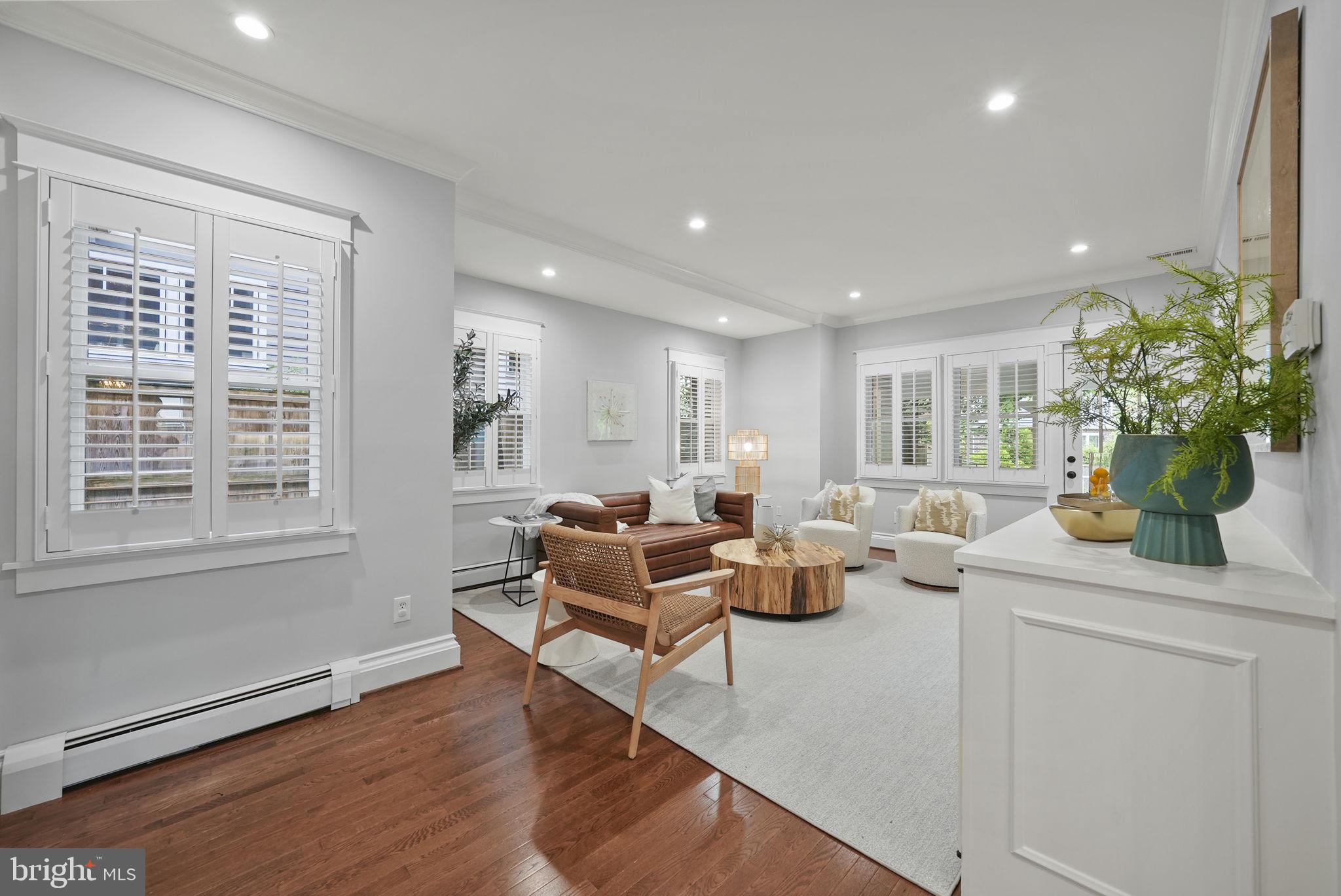 NORWOOD HEIGHTS - Residential