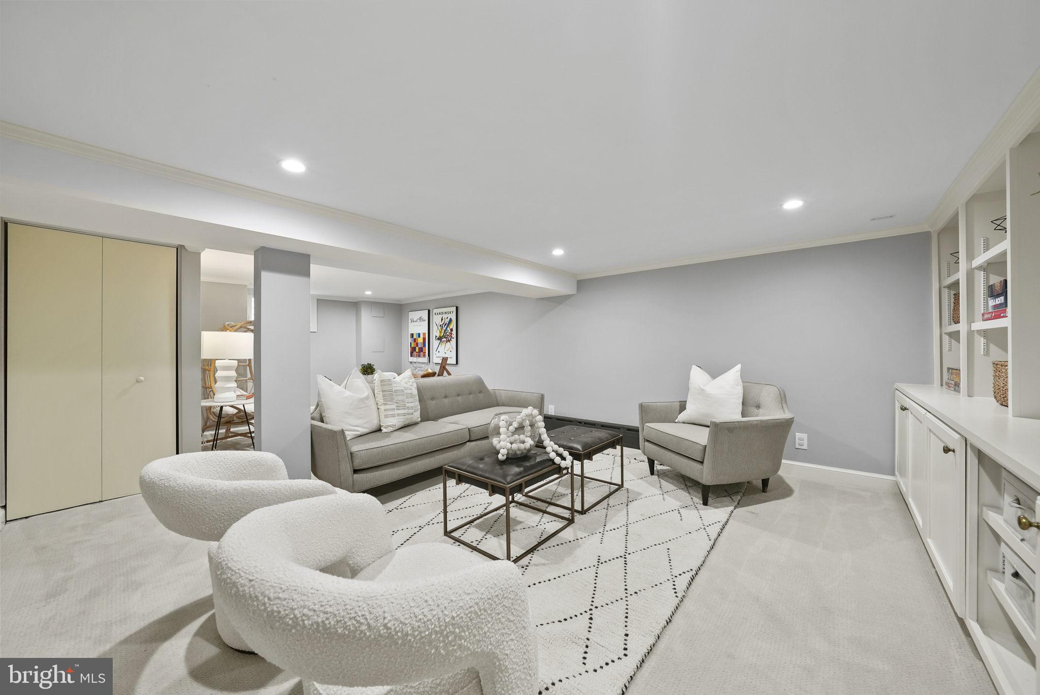 NORWOOD HEIGHTS - Residential