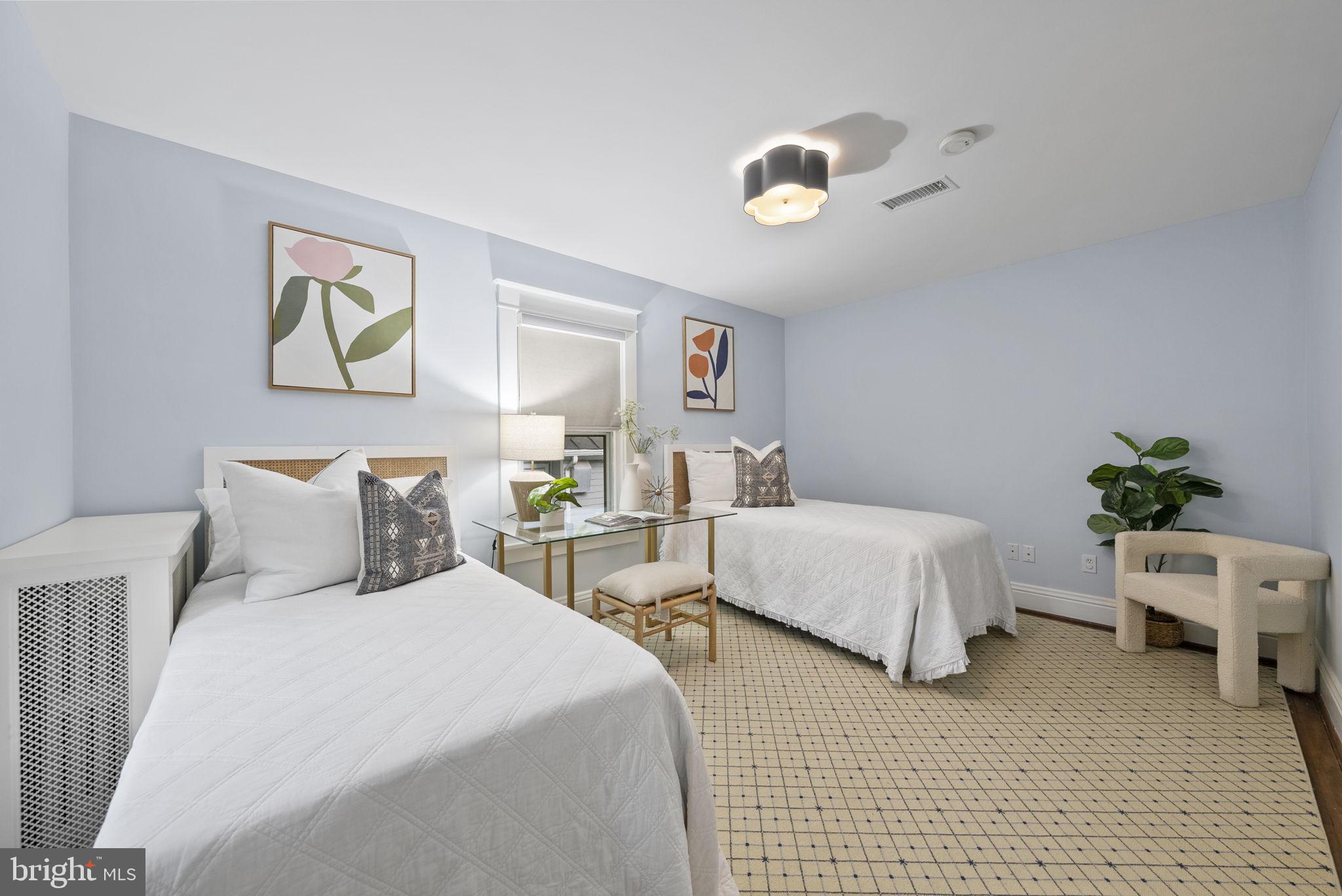 NORWOOD HEIGHTS - Residential