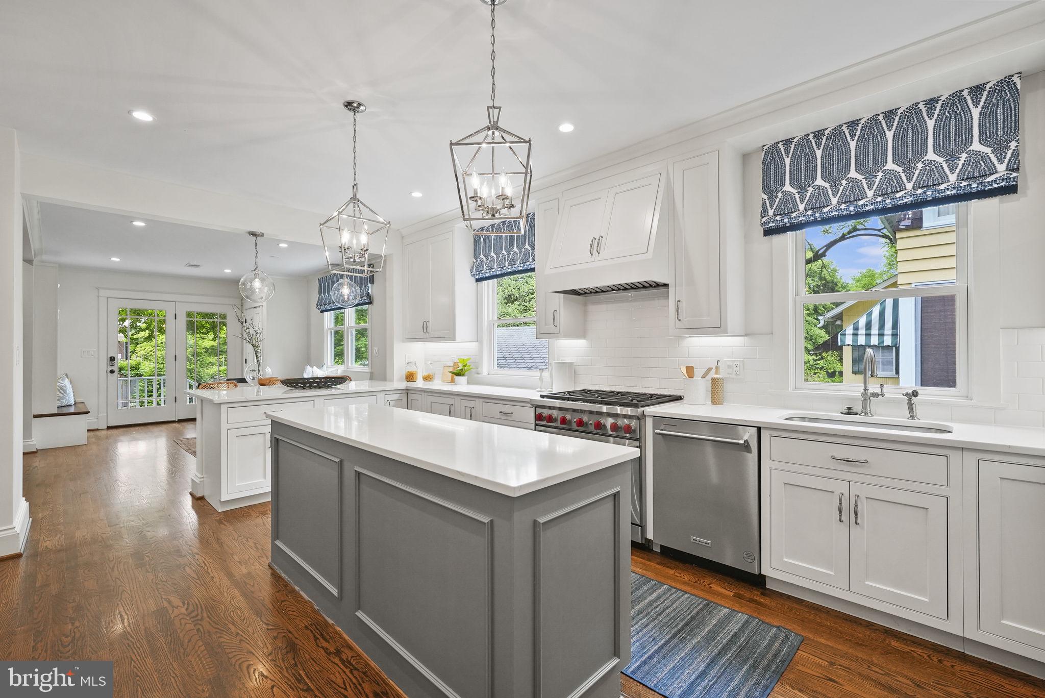 NORWOOD HEIGHTS - Residential