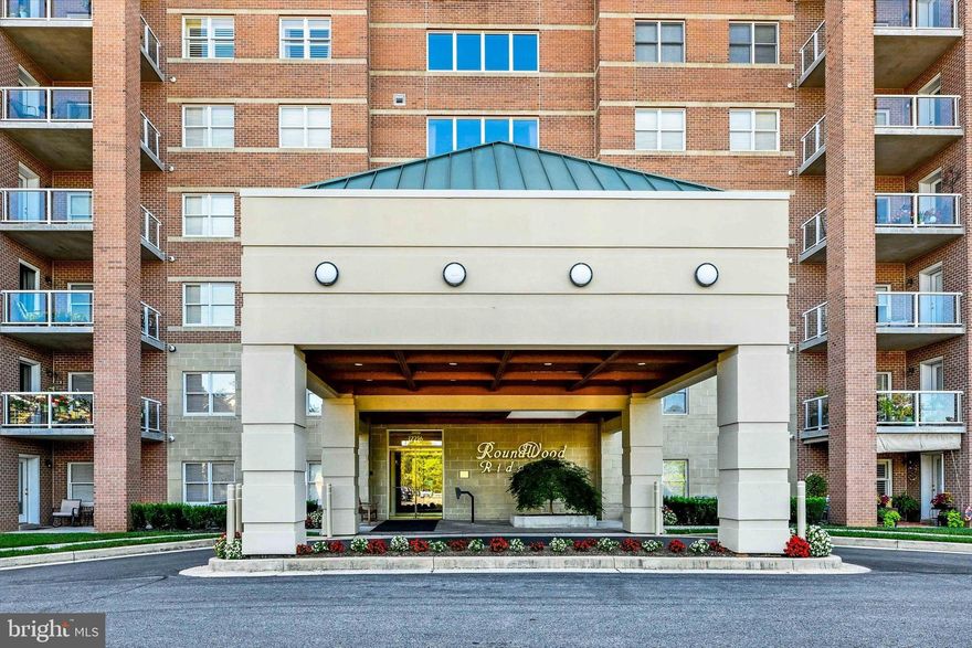 Professional Photos Coming.....Embrace effortless, low-maintenance living in a prime, convenient location—this inviting condo is ready to welcome you home. Simply move in and enjoy a beautifully maintained residence highlighted by a timeless neutral palette. The generous floor plan offers added versatility with a bonus den, ideal for a home office, cozy retreat, or potential additional bedroom.
At the heart of the home, the kitchen features an island and flows seamlessly into the living room and sunny breakfast area, complete with a gas fireplace and access to the private balcony—perfect for morning coffee or evening relaxation. The primary suite is a true retreat, offering a private bath and a spacious walk-in closet, while a second bedroom provides comfortable accommodations for guests.
Additional conveniences include a separate laundry room with extra storage, a dedicated storage bin within the building, and stress-free parking thanks to a large adjacent parking lot. Easy living, thoughtful space, and everyday comfort come together beautifully in this exceptional condo.