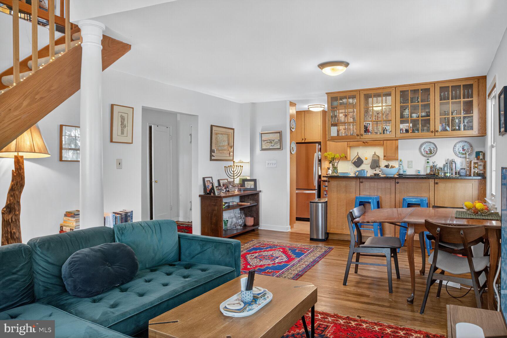 2223 WASHINGTON AVENUE 2223-W