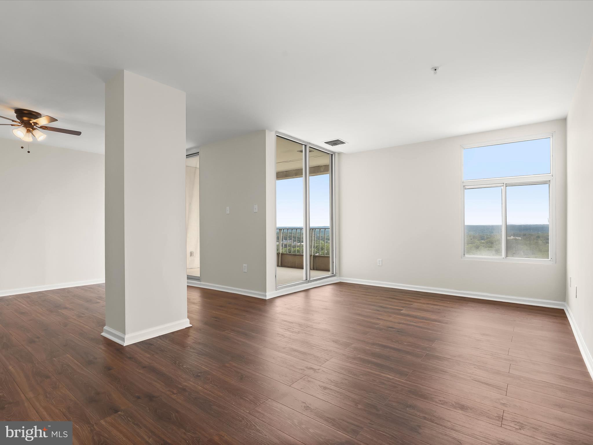 PENTHOUSE CONDOMINIUMS - Residential