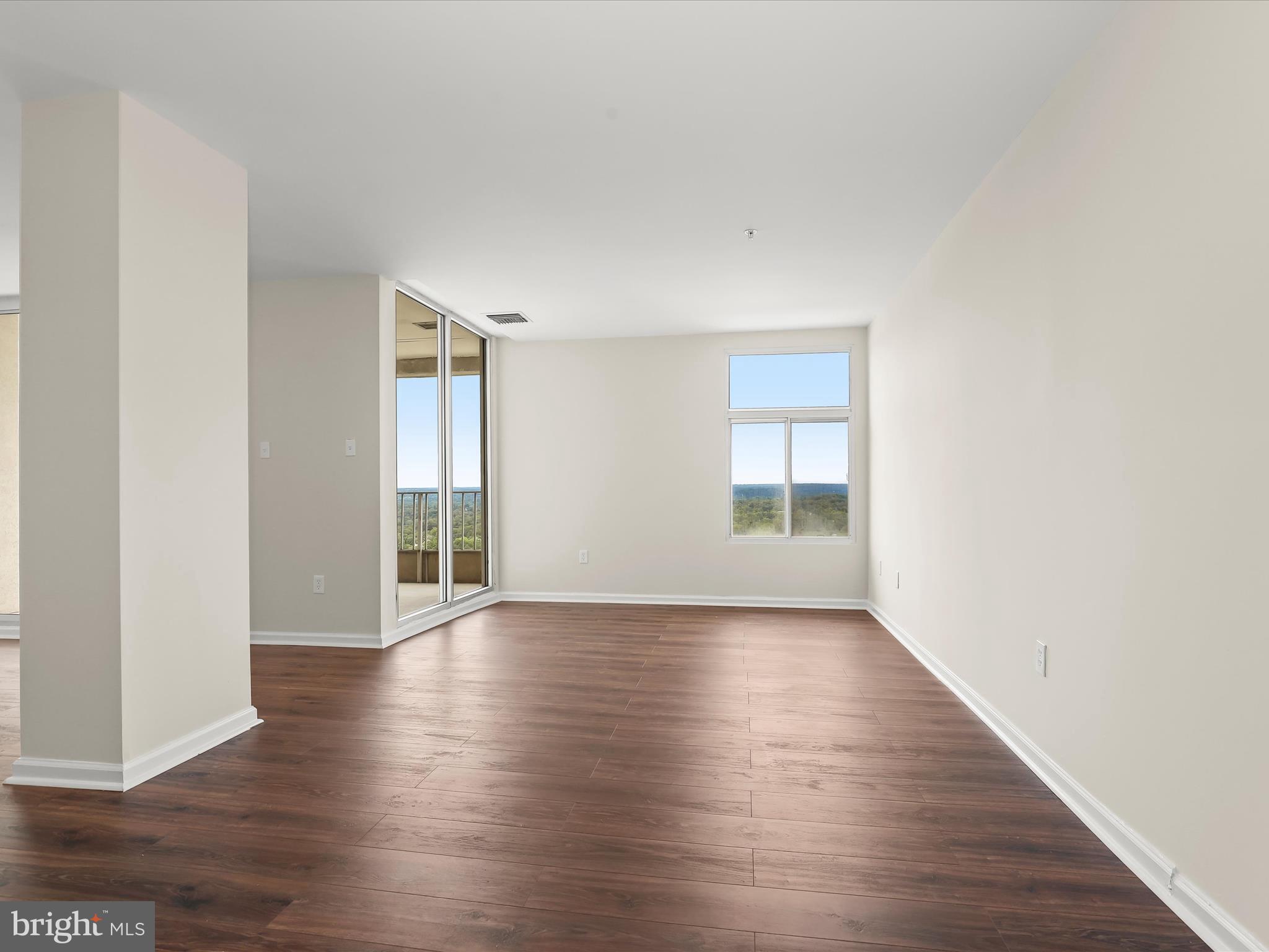 PENTHOUSE CONDOMINIUMS - Residential